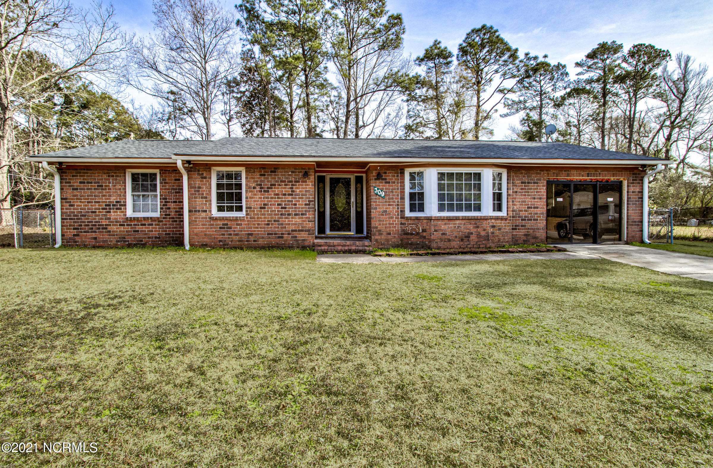 309 Kelly RD, Wilmington, NC 28409