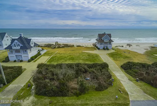 North Topsail Beach, NC 28460,4218 Island DR