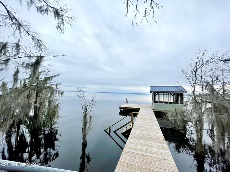 0 W White Oak ST, Lake Waccamaw, NC 28450