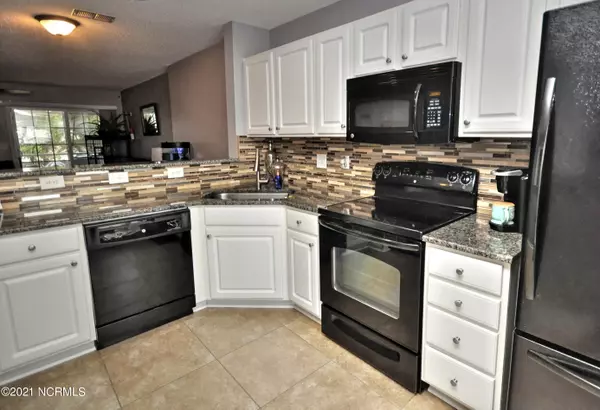 Carolina Shores, NC 28467,3039 Cedar Creek LN