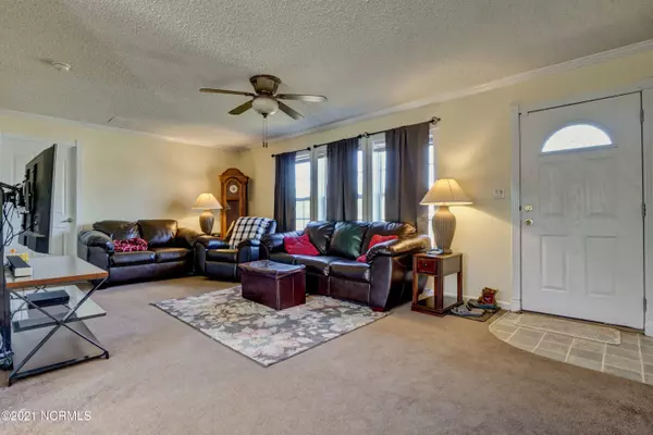 Maple Hill, NC 28454,141 Cool Breeze LN