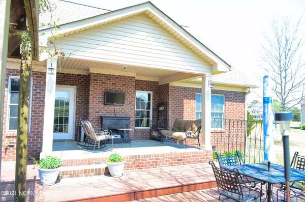 Greenville, NC 27858,2226 Yadkin CT