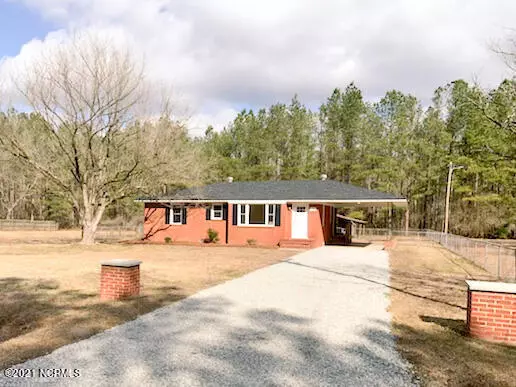 1778 Old Mill Road, Wallace, NC 28466