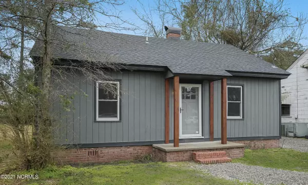 326 E 14th ST, Washington, NC 27889