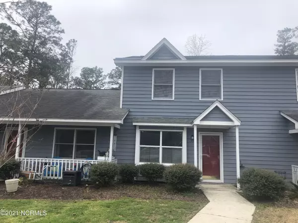 600 N 35th ST #303, Morehead City, NC 28557