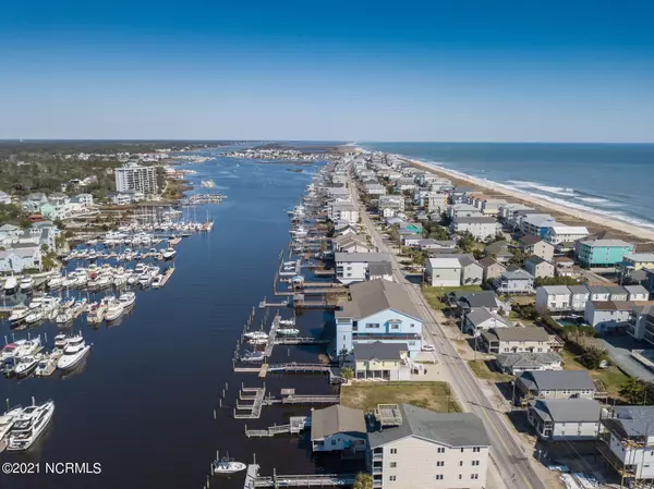 Carolina Beach, NC 28428,513 Canal DR #A3