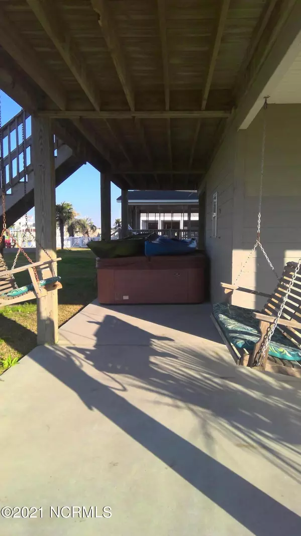 Surf City, NC 28445,6071 6th ST