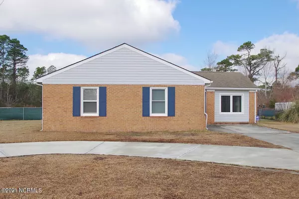 401 Scot DR, Newport, NC 28570