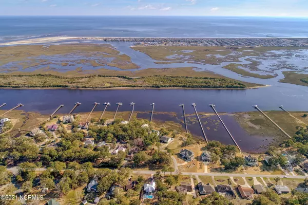 515 Twisted Oak LN,  Sunset Beach,  NC 28468