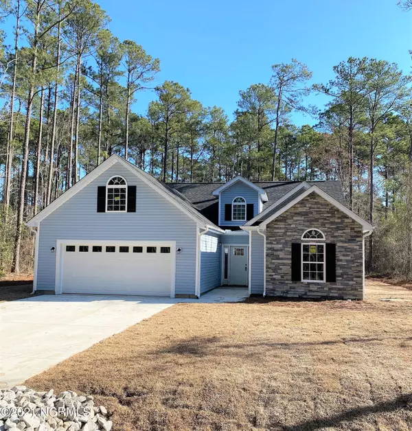 480 Boundaryline Drive NW, Calabash, NC 28467