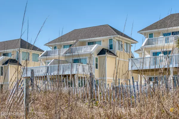 18 E Columbia Street #A, Wrightsville Beach, NC 28480