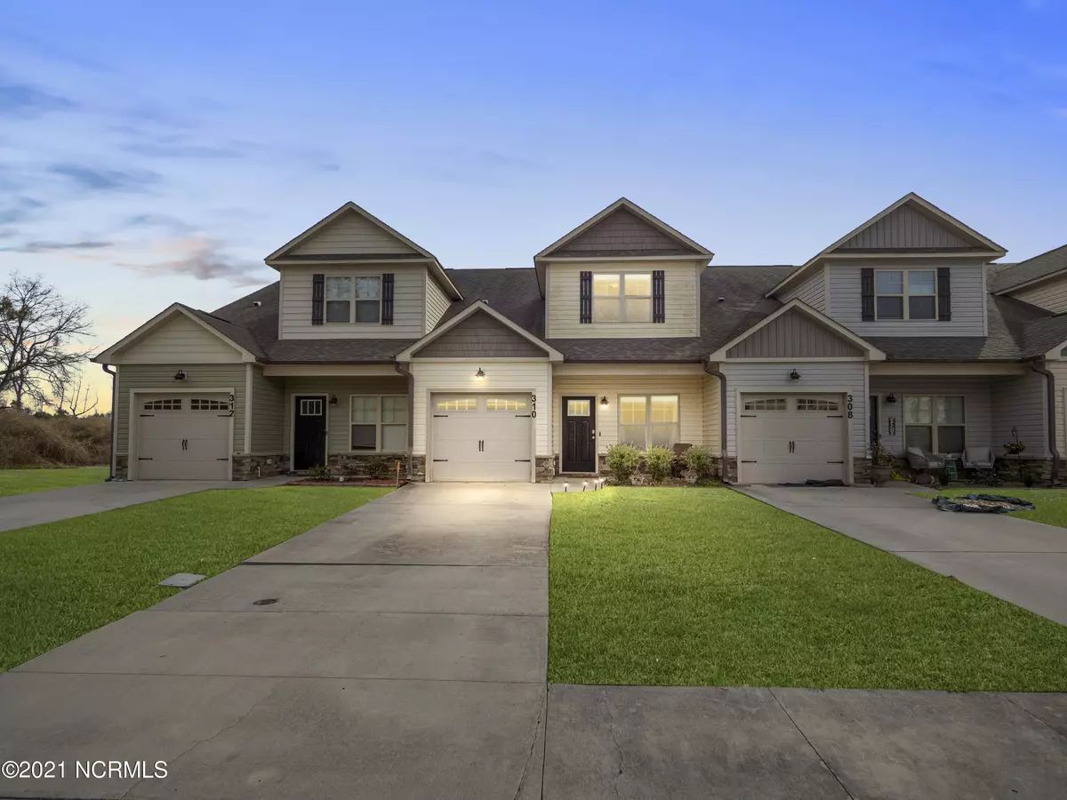 Richlands, NC 28574,310 Winstead Loop RD