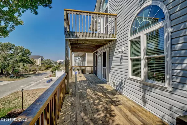 Surf City, NC 28445,18 Maritime DR