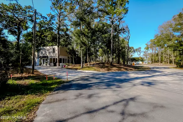 Pine Knoll Shores, NC 28512,104 Aspen CT