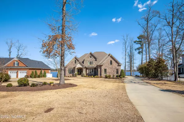 121 Pamlico LN, Chocowinity, NC 27817