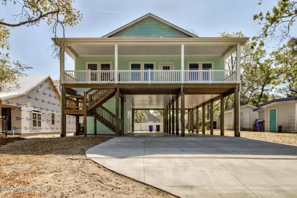 132 NW 10th ST, Oak Island, NC 28465