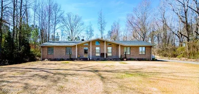 Vanceboro, NC 28586,2825 Nc-43