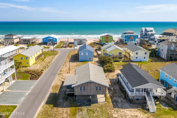 1014 N Topsail DR, Surf City, NC 28445