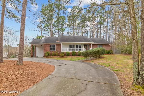 806 Pine Valley Court, Jacksonville, NC 28546