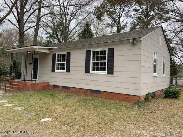 710 Anson Avenue, Laurinburg, NC 28352