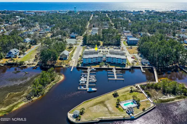 Oak Island, NC 28465,5400 E Yacht Drive #Apt C3