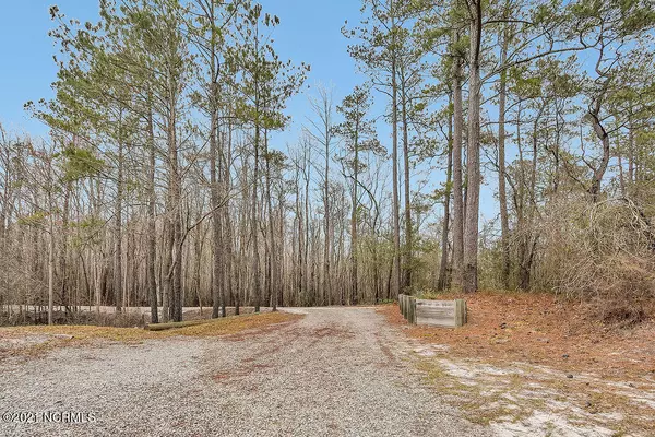 Currie, NC 28435,940 Lacers WAY