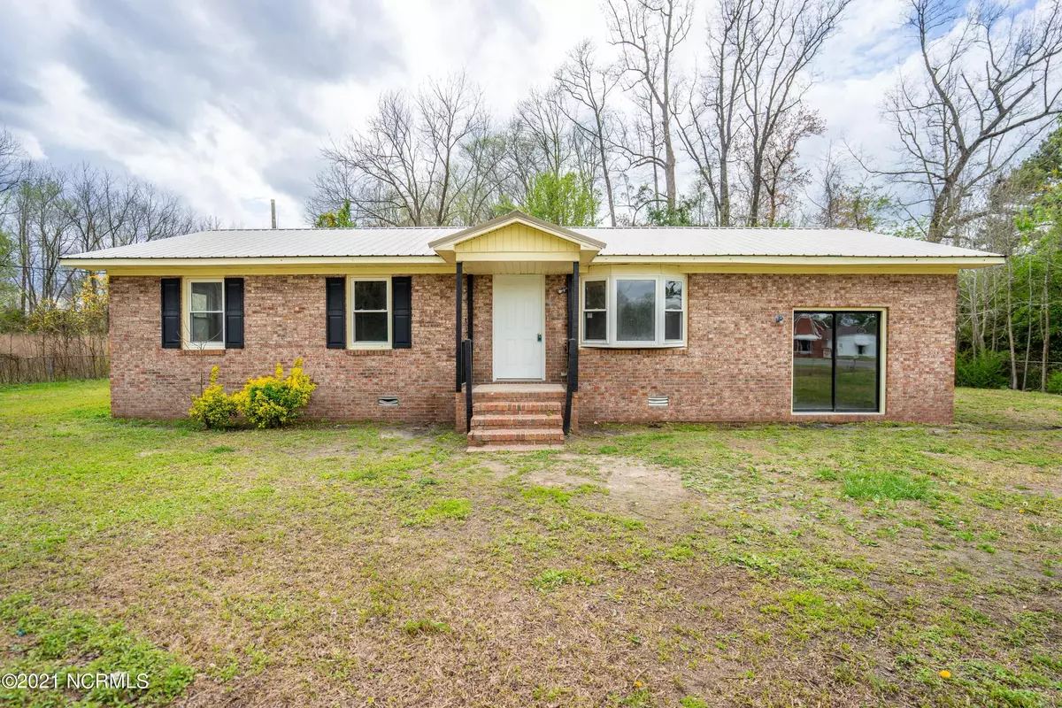Rose Hill, NC 28458,2404 Delway HWY