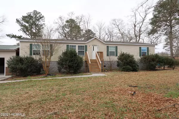 208 Manning LN, Pollocksville, NC 28573