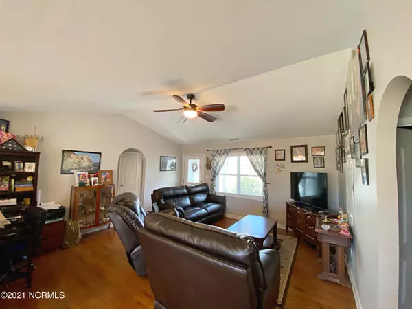 Sneads Ferry, NC 28460,416 Blue Pennant Court