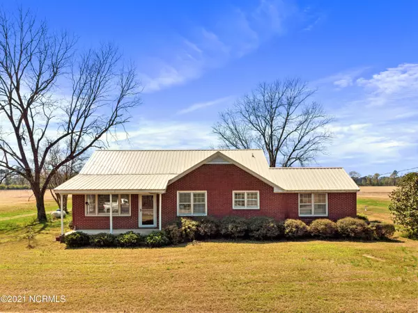 6848 Peacock RD, Chadbourn, NC 28431