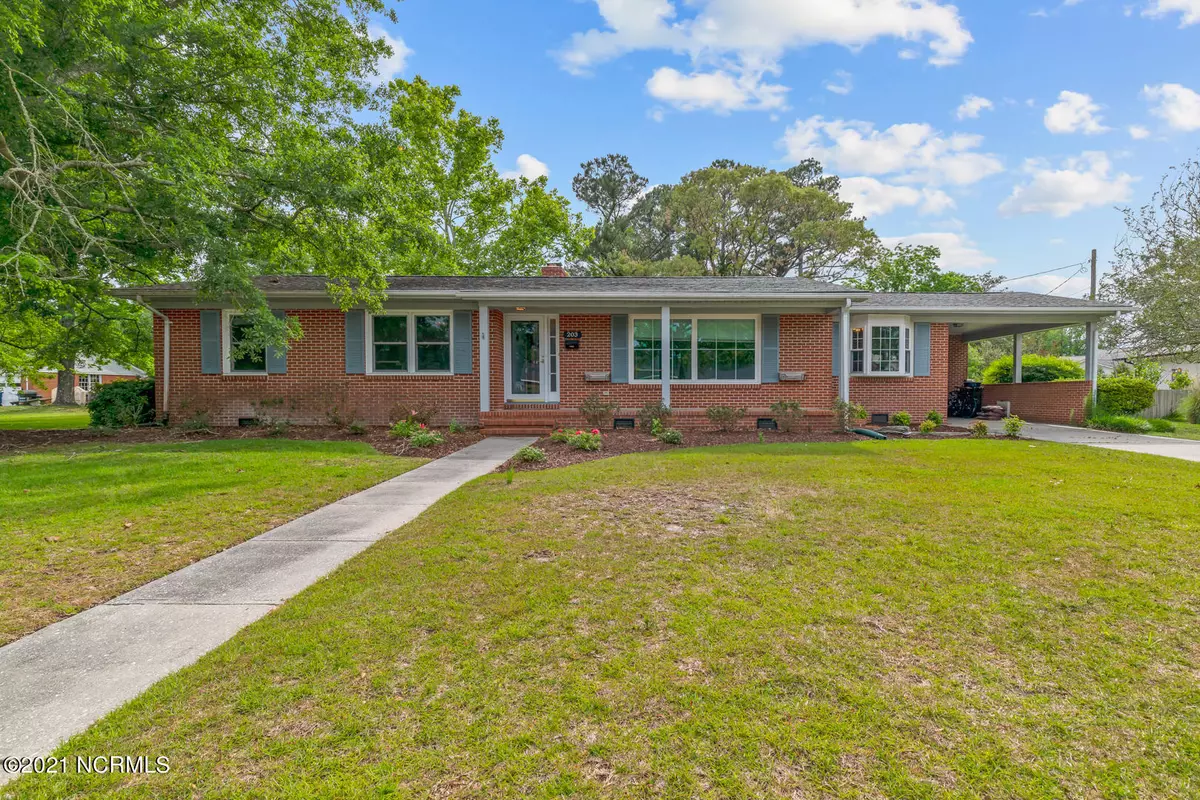 Jacksonville, NC 28540,203 Woodland Drive