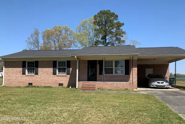Grifton, NC 28530,733 Lewis DR