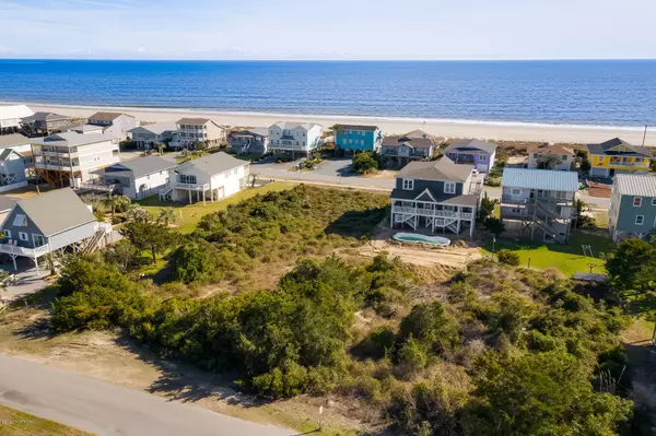 343 Brunswick Avenue W, Holden Beach, NC 28462