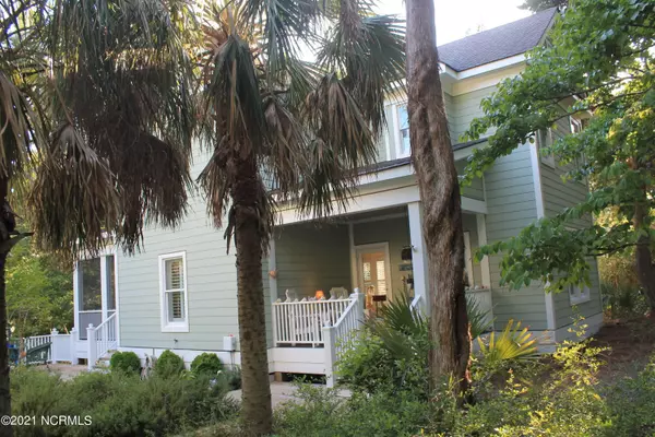 136 Edward Teach Wynd, Bald Head Island, NC 28461