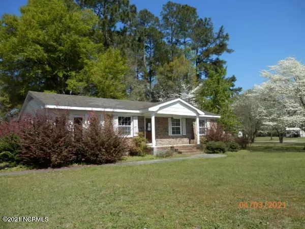 Fair Bluff, NC 28439,558 Elm Street