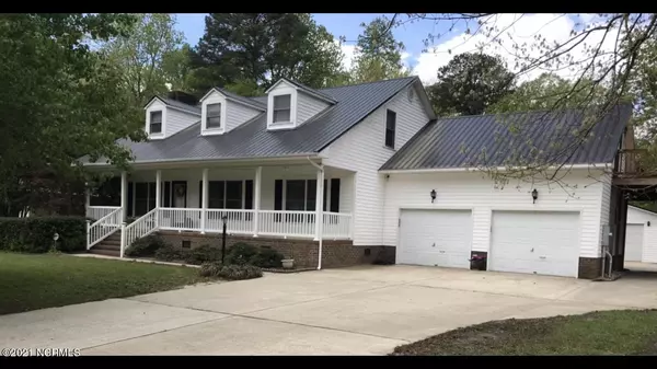 2710 Westbrooke Drive, Kinston, NC 28504