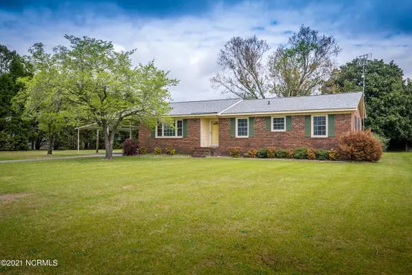 Washington, NC 27889,307 Pine LN