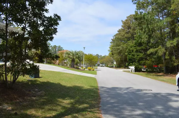 Emerald Isle, NC 28594,313 Cape Lookout Loop