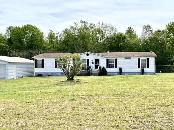 314 Moseley RD, Walstonburg, NC 27888