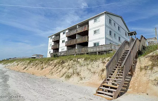 927 N Anderson Boulevard #103a, Topsail Beach, NC 28445