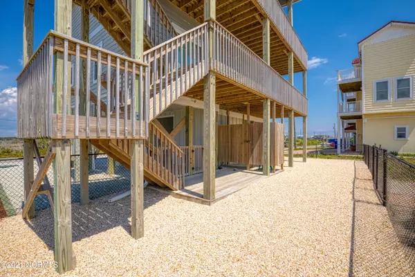 North Topsail Beach, NC 28460,2874 Island DR