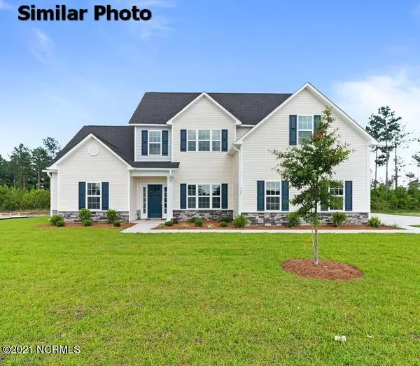 30 W Broughton Lane, Rocky Point, NC 28457