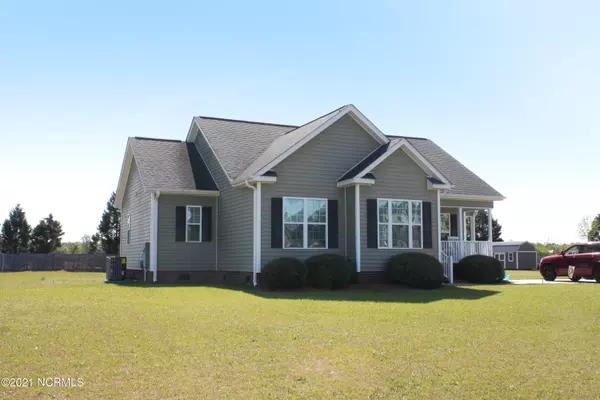 Grimesland, NC 27837,537 Rachel Lane