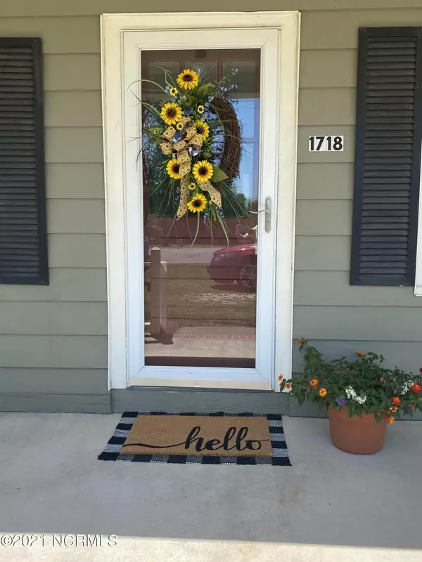 1718 W Main ST, Williamston, NC 27892