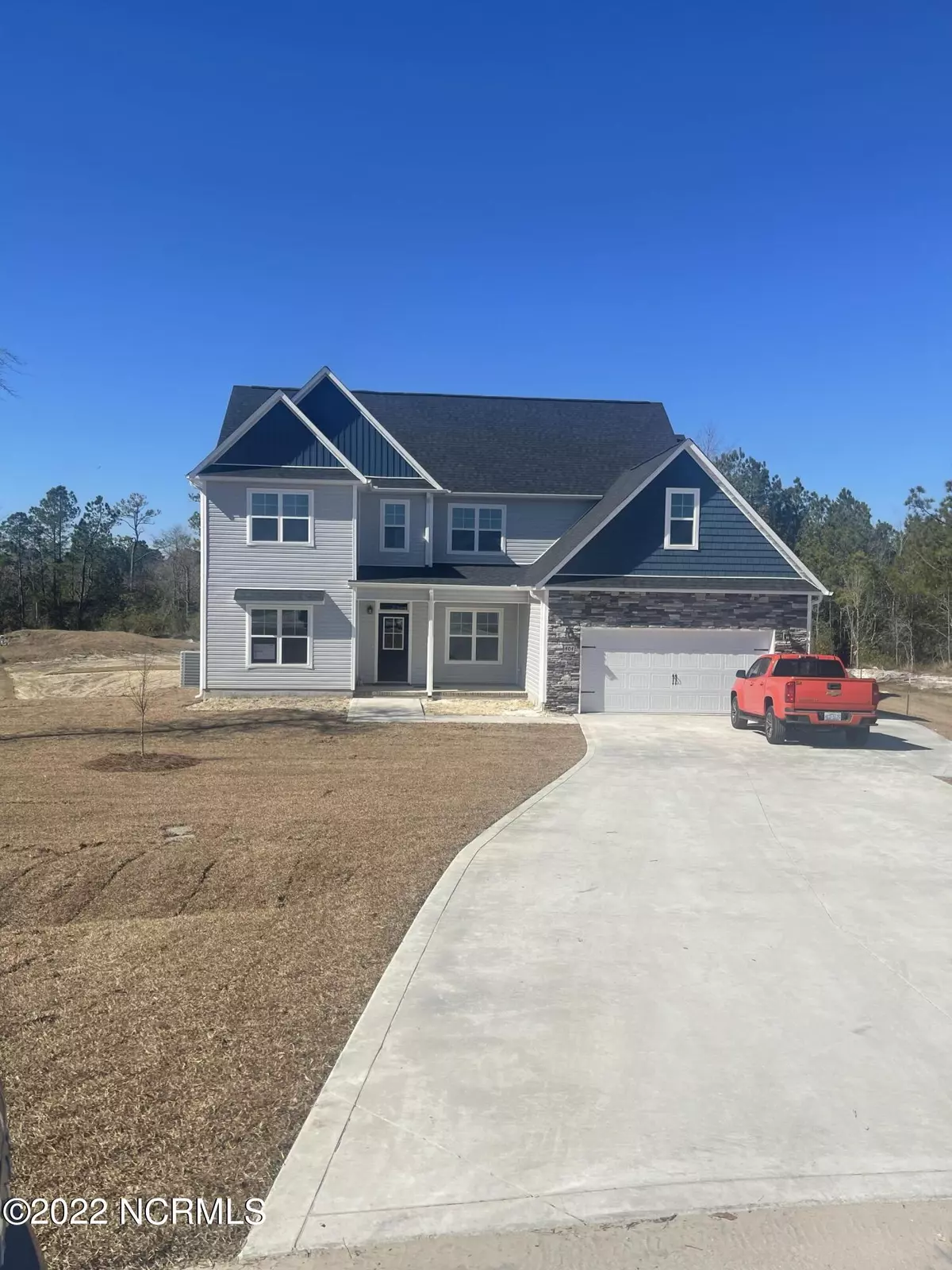 Hubert, NC 28539,404 Brown Pelican CT