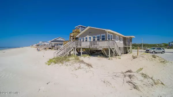 129 E Beach DR, Oak Island, NC 28465