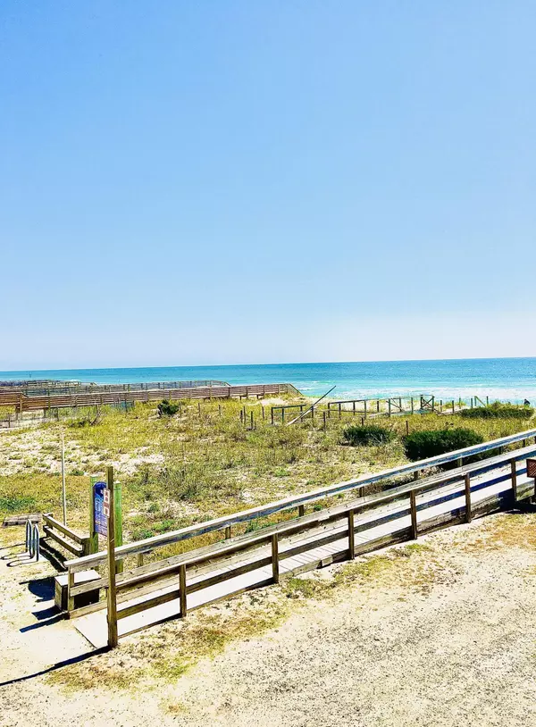 Carolina Beach, NC 28428,5 Texas AVE #Unit B