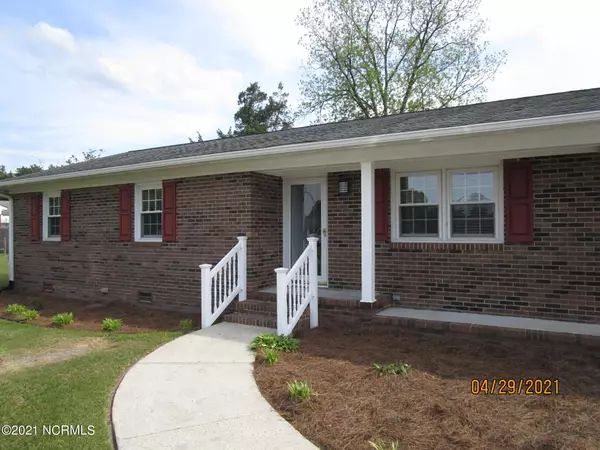 Kinston, NC 28504,533 Tyree RD