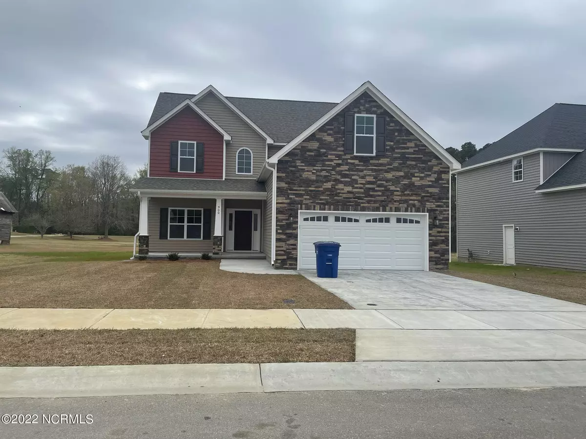 Greenville, NC 27858,900 Knoll CIR