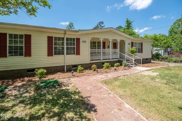 Hampstead, NC 28443,828 Wildwood CIR